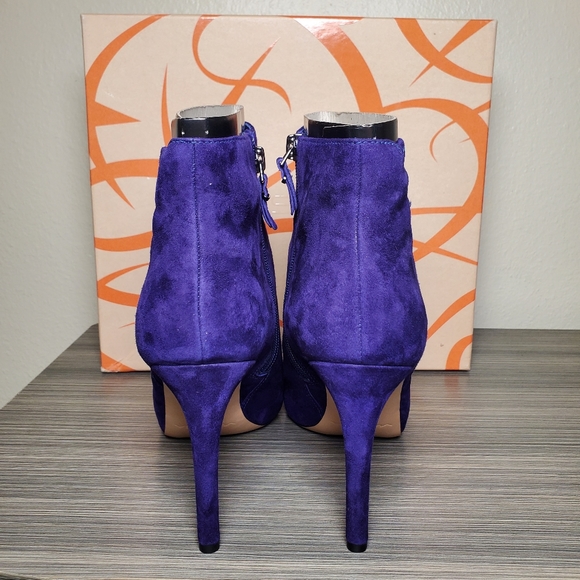Via Spiga Bleu Purple Suede Ankle Boot Brand new in Box Size 10 - Picture 3 of 5